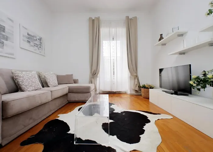 Cozy Domus -